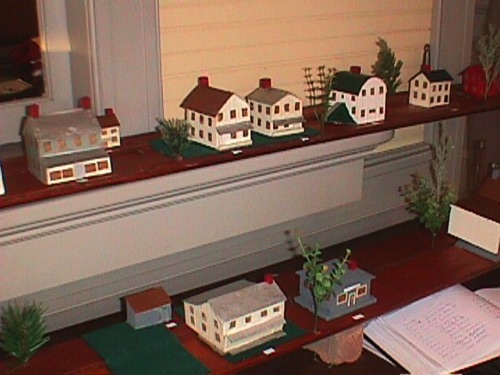 Don Barrell's built from scratch models of Sugar Loaf. 2001-01-21 MVC-016F.JPG